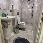 Grand Bella Vista Хостел
