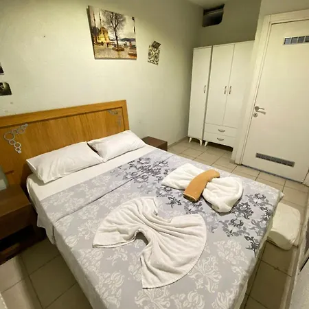 Grand Bella Vısta Hostel