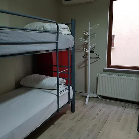 Hostel Grand Bella Vısta