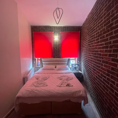 Hostel Grand Bella Vısta