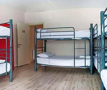 Hostel Grand Bella Vista *