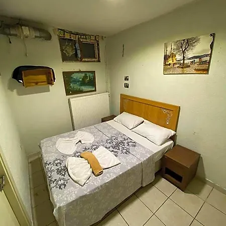 Hostel Grand Bella Vista *