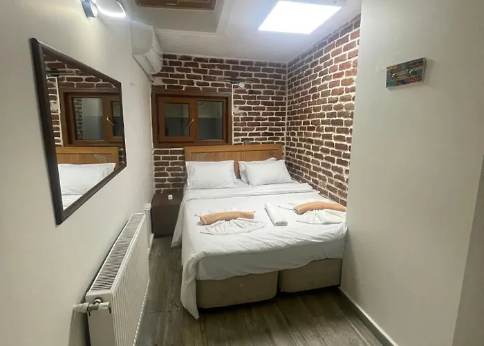 Grand Bella Vısta Hostel *