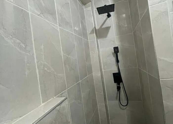 Grand Bella Vısta Hostel