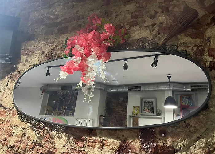 Grand Bella Vısta Hostel