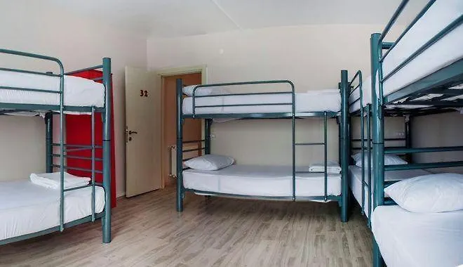 Hostel Grand Bella Vısta *
