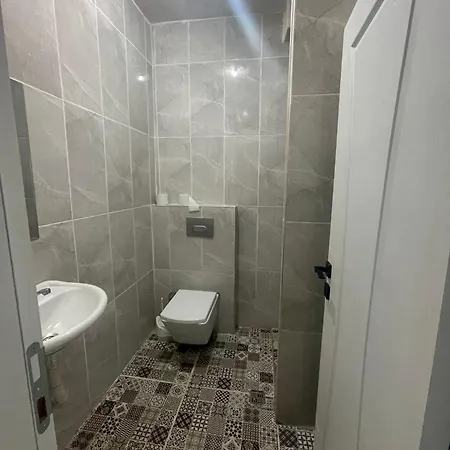 Grand Bella Vista بيت شباب *